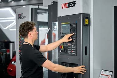 Вертикальный обрабатывающий фрезерный центр MetMachine VMC855 — фото 6